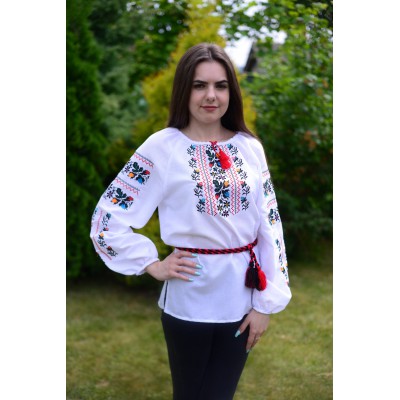 Embroidered blouse "Colourful Oaks"